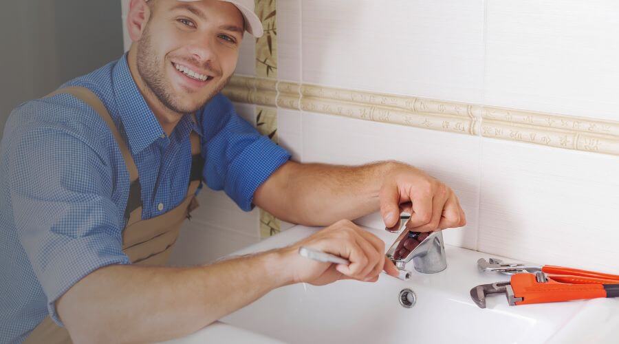 Professional clogged drains services in Salina, OK